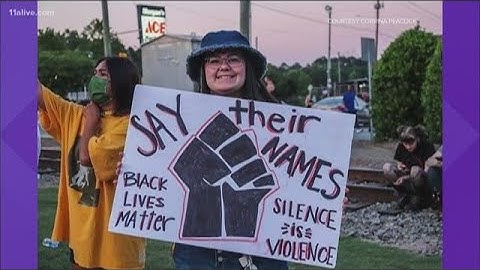 Peaceful protest in Woodstock