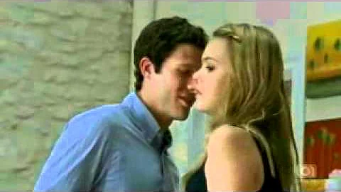 Matt & Julie final scene {Friday Night Lights 5x13...