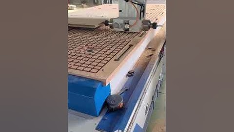 CNC Router Machine with Automatic Tool Changer