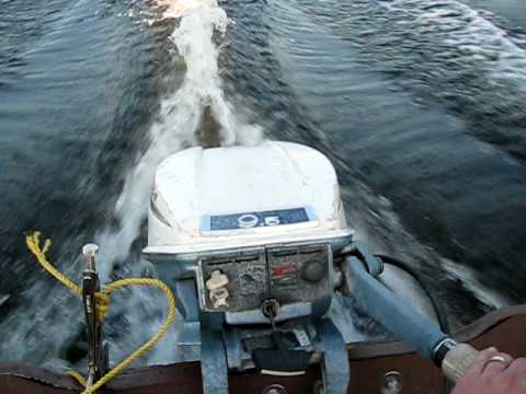 1968 Evinrude Sportwin 9.5 - Running Strong on Corry Lake - YouTube