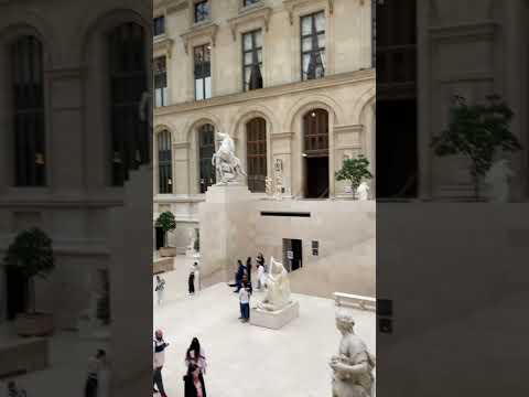 Video: Sprievodca 8. obvodom v Paríži