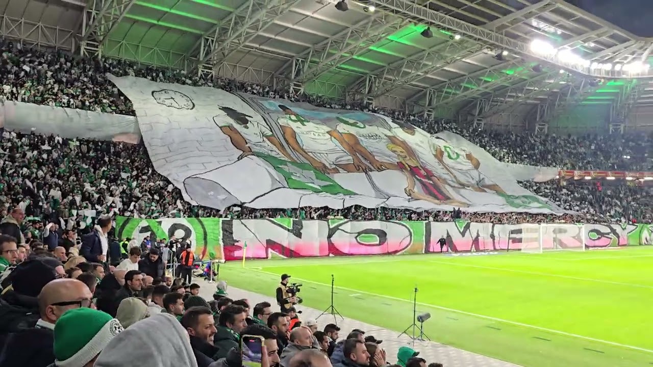 מופע תפאורה No Mercy דרבי מכבי חיפה 0-2 הפועל חיפה, כל החיים אתך מכבי, אווירה של צמפיונס בסמי עופר