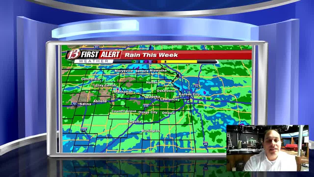 Spotty showers today before a dry weather pattern sets up - YouTube