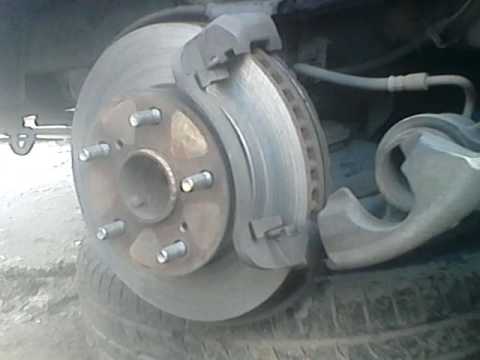 How to remove and detect that your Toyota Innova rotor disc is worn-out ...