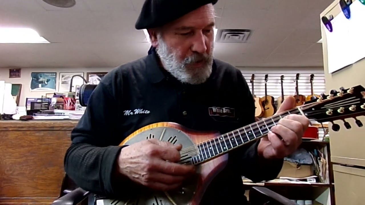 National resophonic mandolin 