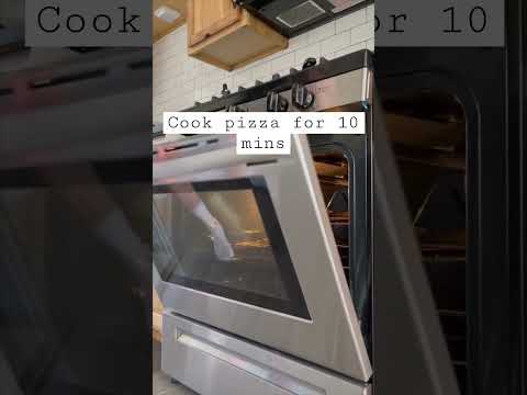 Video: Se poate ține pizza caldă în cuptor?