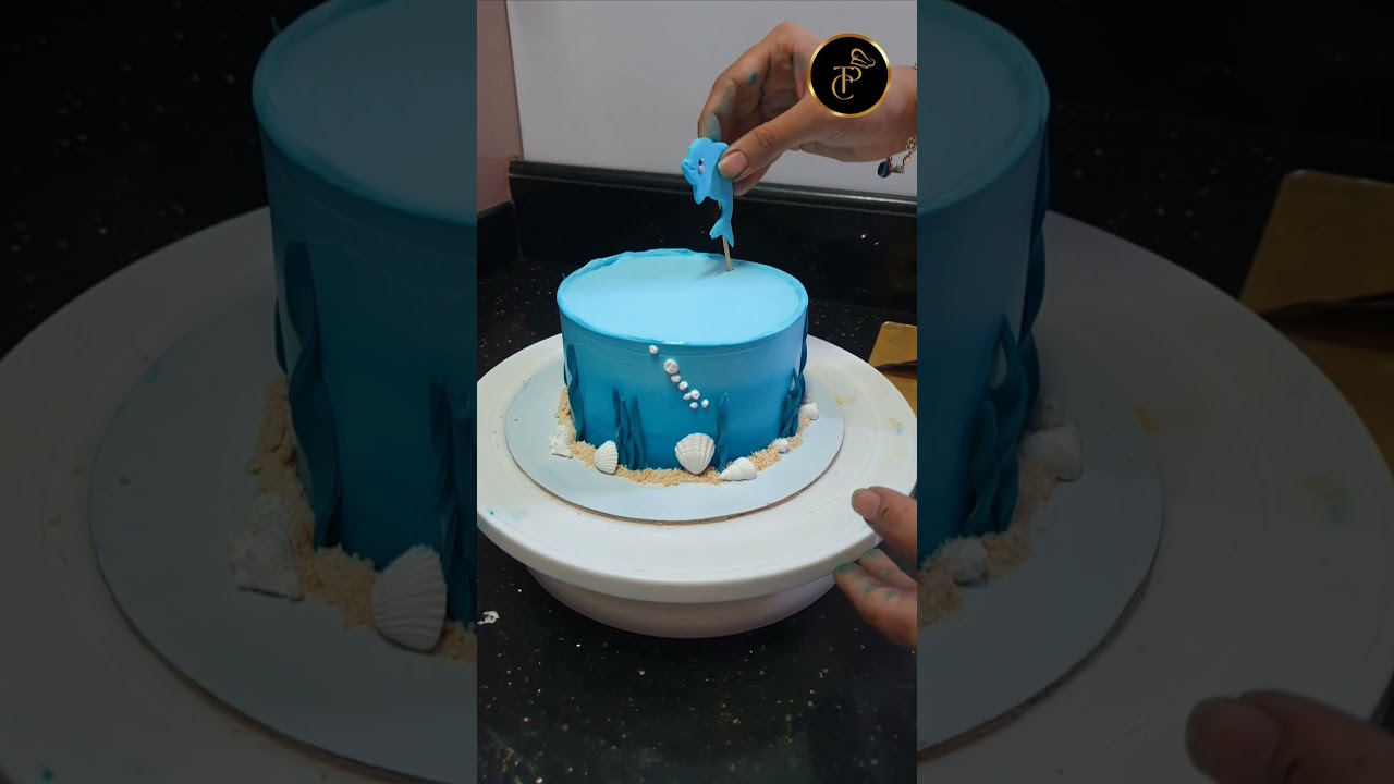 🐬 Dolphin theme cake 