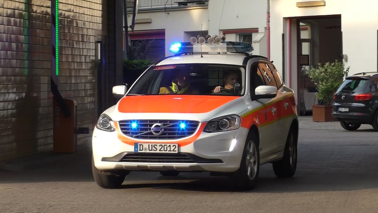 [4x Loschzug, 2x Wasserrettung]  Viele einsatzfahrten von Feuer und Rettungswache 1 Dusseldorf