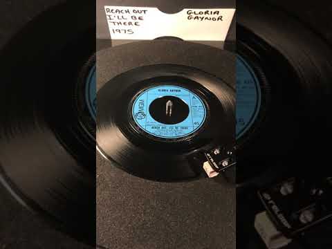 Gloria Gaynor - Reach Out I’ll Be There ( Vinyl 45 ) From 1975 .