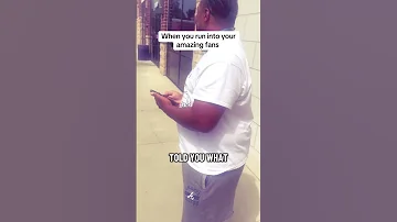 Grabbing Lunch Ran Into A Fan And This Happened 