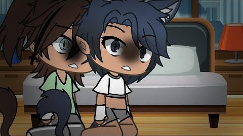 Alex and Ace play the catscratch game...