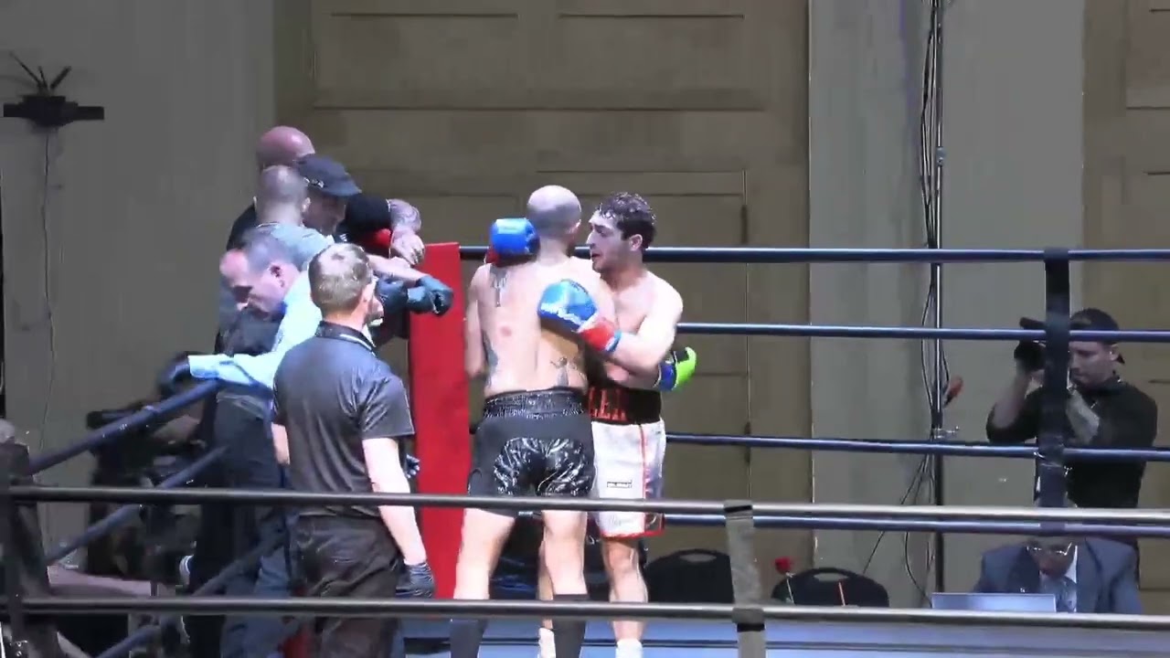 Austin Keller vs. Paul Walters