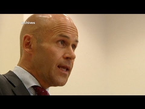 Vídeo: Por Que O Chefe Da Polícia Da Noruega Renunciou