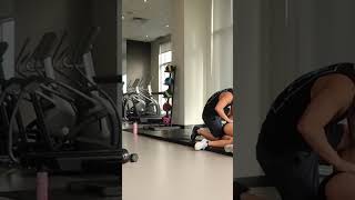 Passing out while working out prank on boyfriend 🤣 #prank #shorts #youtubeshorts #passingout