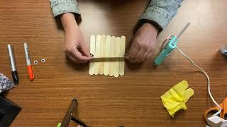 Crafts to Go: Popsicle Scarecrow