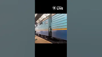 Рейс незламності Обстріляний потяг у Херсоні прибув до Львова 