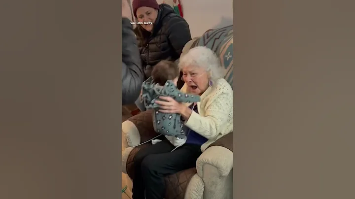 Grandma breaks down in tears meeting her great-granddaughter for first time ❤️❤️ - DayDayNews