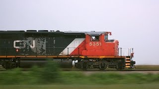 Pacing CN #5351 as it leads the M371 South of Tuscola Illinois