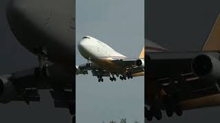 QOTS Aerotranscargo B747 landing Rwy27L at Heathrow #b747 #shorts #heathrow
