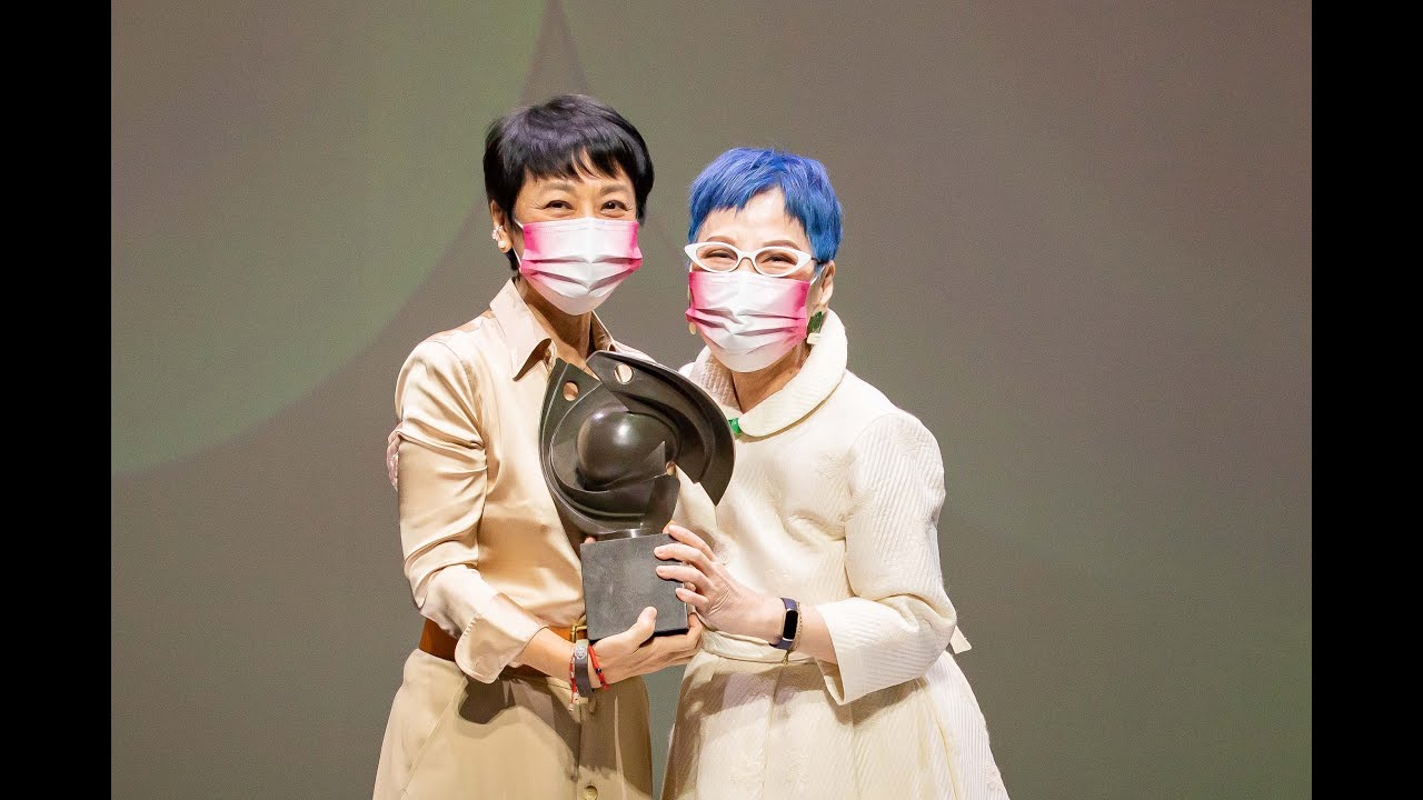 {第22屆國家文藝獎贈獎典禮} 得主 張艾嘉 | 贈獎人 張小燕 | 引言人 劉若英