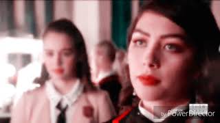 Josie & Penelope Hold On Legacies