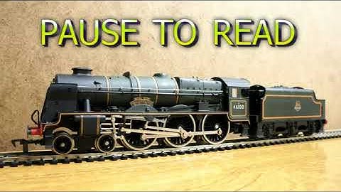 LMS Rebuilt Royal Scot Class 4-6-0 No 46100 Royal Scot in BR Green livery . Airfix OO gauge model.