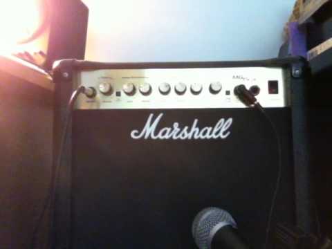 Marshall MG15CDR amp on clean settings