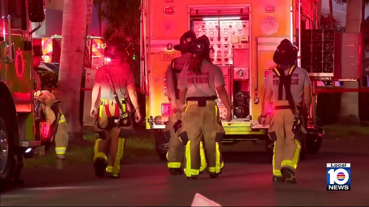Firefighters respond to apartment building fire in North Miami Beach ...
