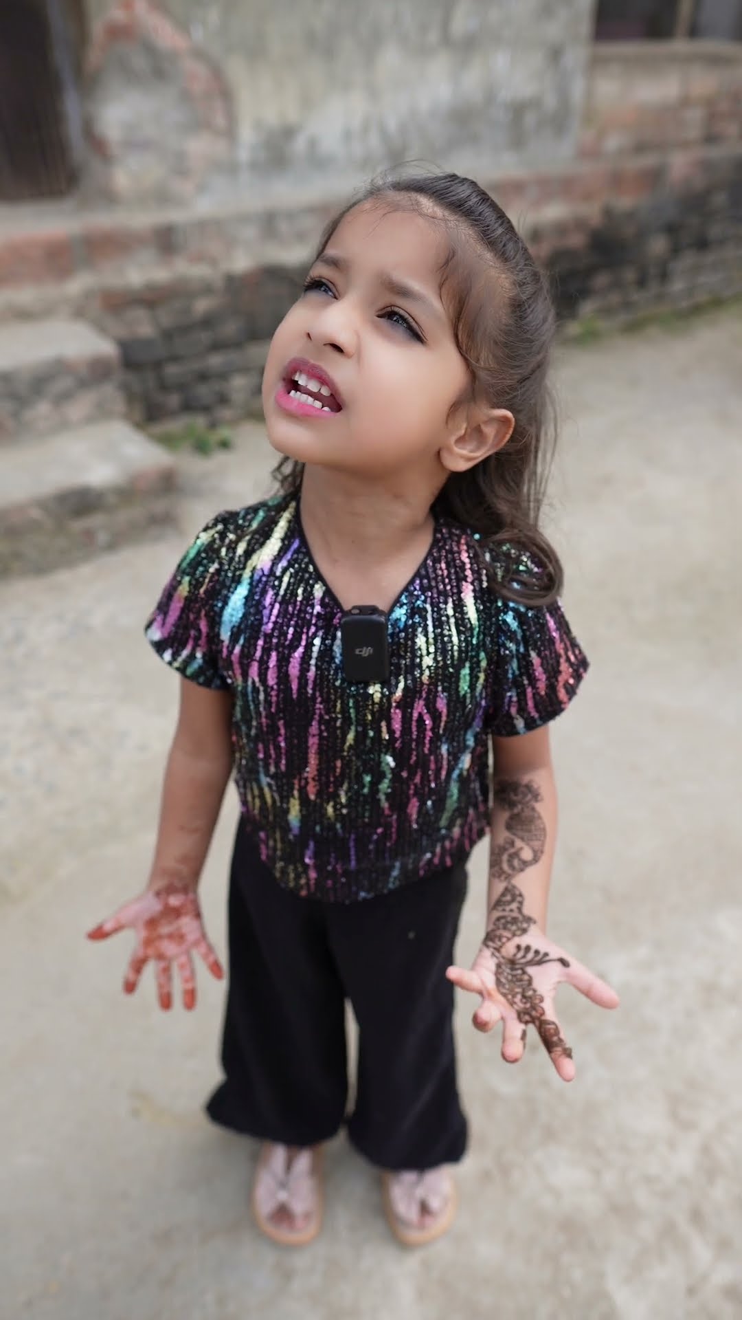 Mama kisse se pyar karten hai Maha ya Mauli??
