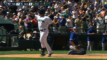 TOR@SEA: Smoak, Quintero lead six-run sixth, comeback