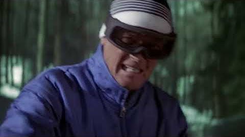 FOR YOUR EYES ONLY | Bond's chased by assassins