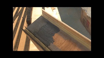 Gosford Model Railway | Tarring the Overhead Bridge - Part 3