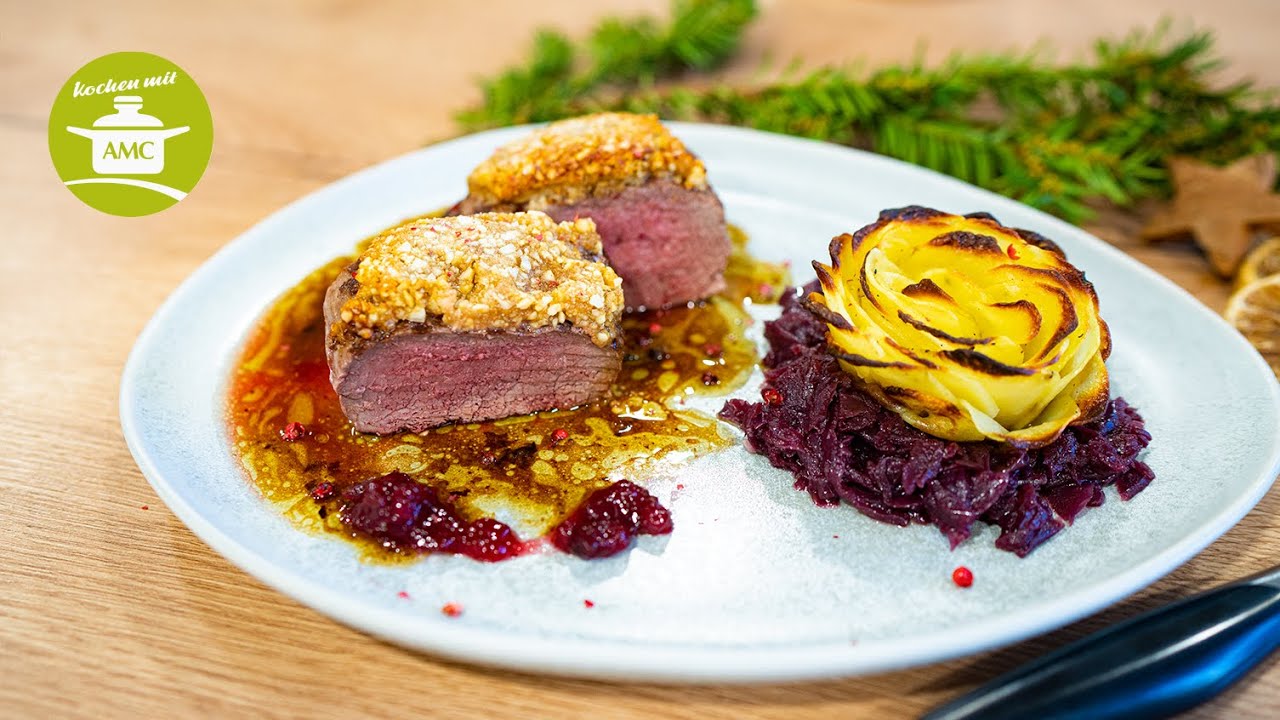 Hirschrücken mit Nusskruste und Rosenkartoffeln - YouTube
