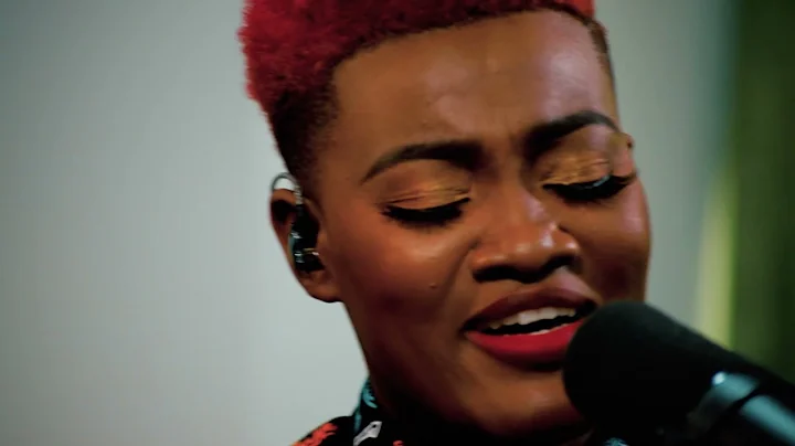 Aduke - In my shoes (Living room live series version)