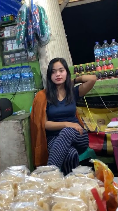 penjaga keday kopi cantik wkwkwk