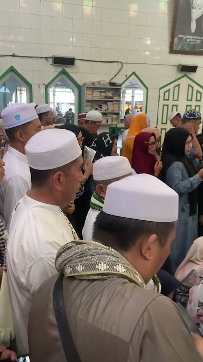 Menghadiri haul Guru Sekumpul ke 20 #hadroh #peringatanmaulidnabimuhammadsaw1443h #haul #sekumpul