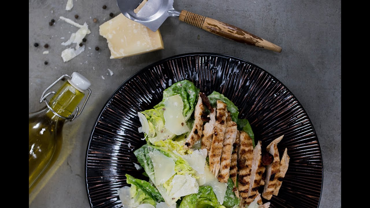 CHLAP ZA PLOTNOU: Caesar salát