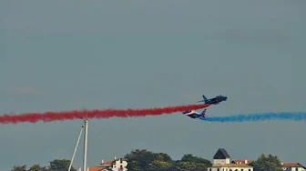 PATROUILLE DE FRANCE À ST JEAN DE LUZ ( 2021 )