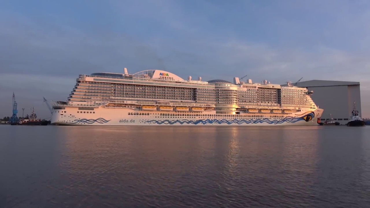 AIDAnova Emsberführung 2018 von der Meyer Werft Papenburg zu Nordsee - YouTube