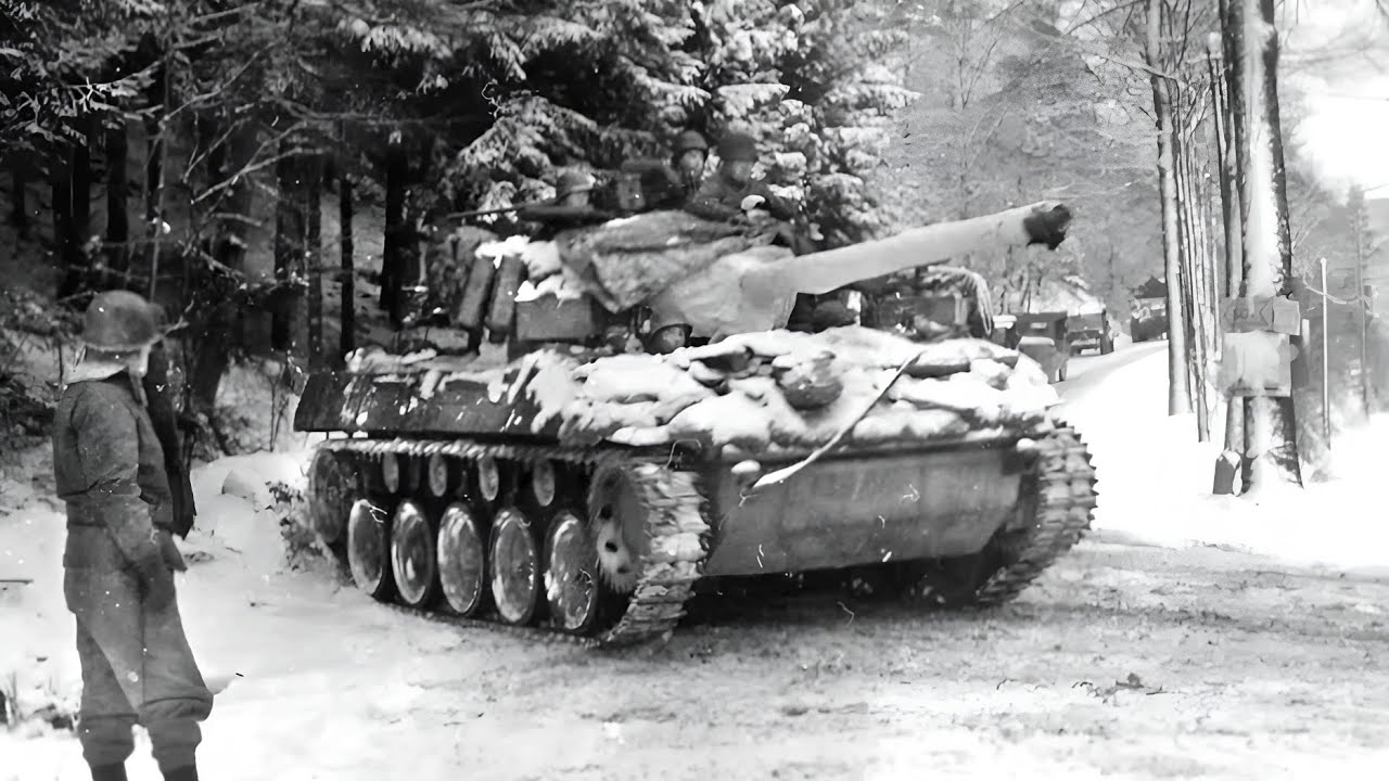 M18 Hellcat: The 55 MPH WWII Tank Destroyer Too Fast for German Panthers & Tigers