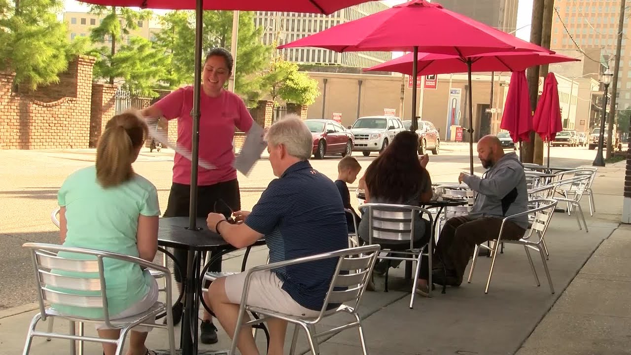 Downtown Mobile restaurants begin to reopen to customers YouTube