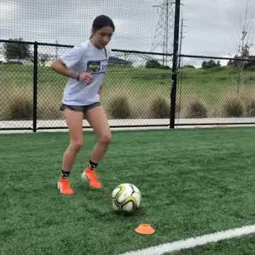 Story wa CEWEK cantik plus keren main futsal