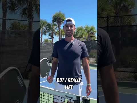 Go down the middle until your opponent adjusts! #pickleball #pickleballtips