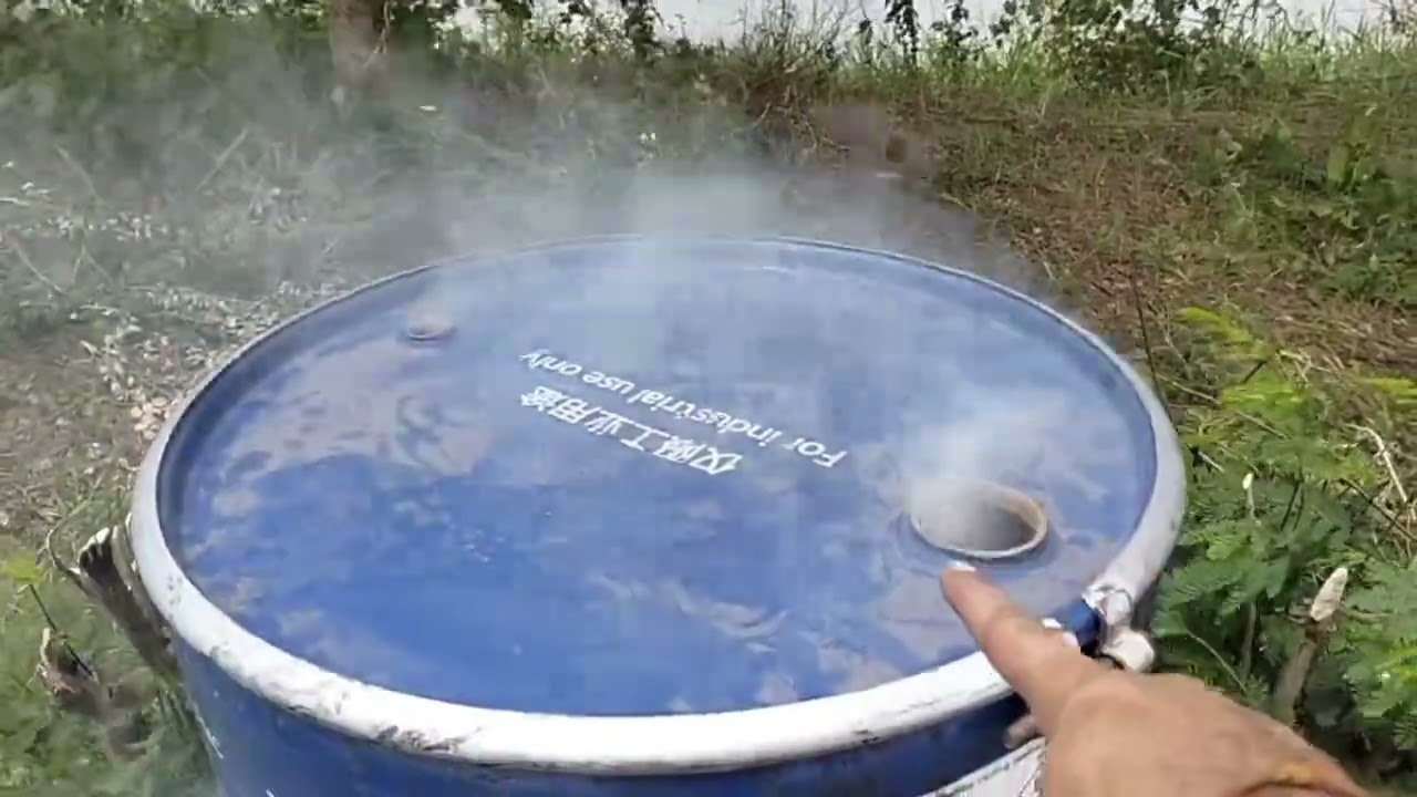 การเผาถ่านด้วยถัง 200 ลิตรแบบง่ายๆ