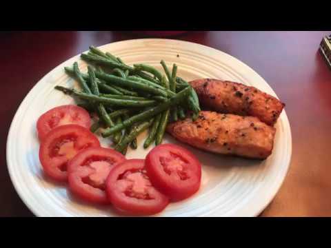 Grilled Salmon with Garlic and Lemon, Roasted Green Beans, Tomato, Lentil Soup