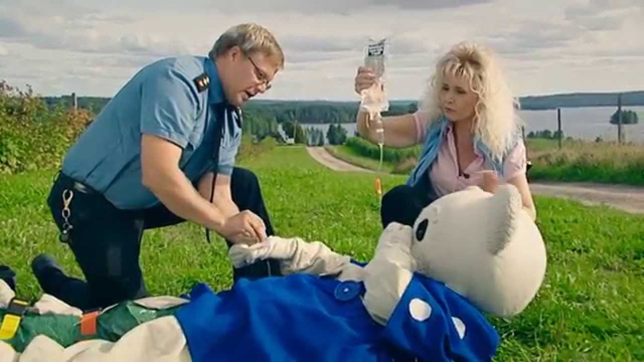 Turvallisuus2 - TiTin tassu murtuu