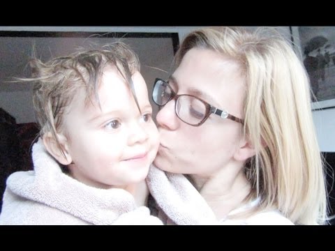 BREASTFEEDING MAMA DIARIES - SHORT AND CUTE - YouTube