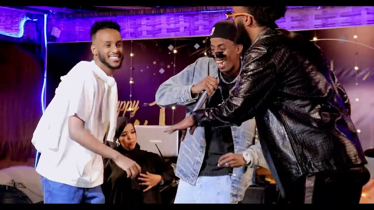 Yonis Crown  New Jacaylada  - Show Hargeysa Hiddo Dhawr Music Video 2025