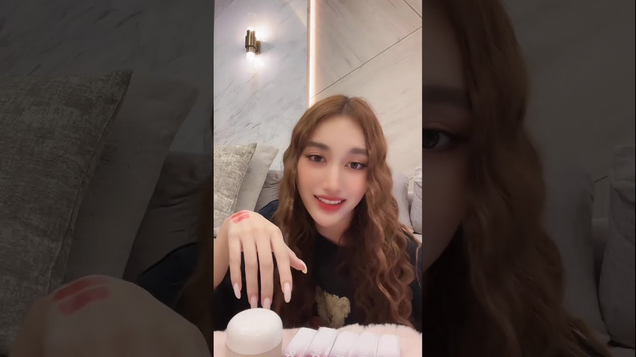 เบส วันนี้มาในลุคสาวเปรี้ยวสวยสดใส#เบสคำสิงห์ 