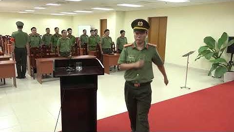 Lễ chào cờ trong nhà